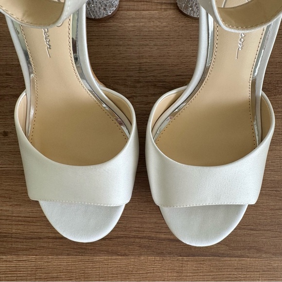 Jessica Simpson - Women's White Everyn Platform Sandal Heeled size 8.5 - Picture 11 of 15